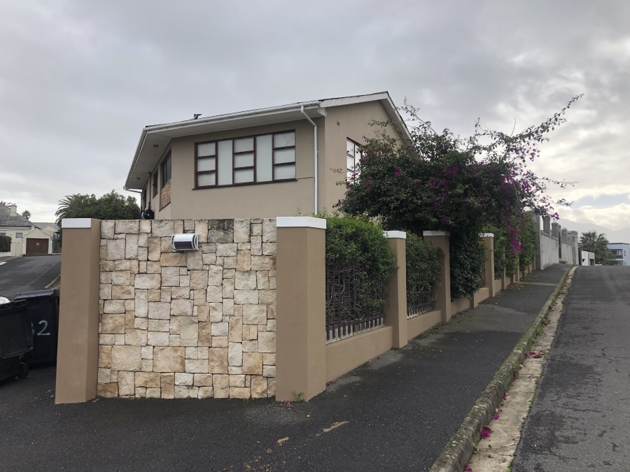5 Bedroom Property for Sale in Strand North Western Cape